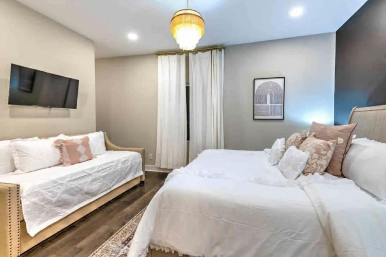 נאשוויל Luxury Four-Story Home, Rooftop Deck With Views, Pingpong! Sleeps 12! מראה חיצוני תמונה